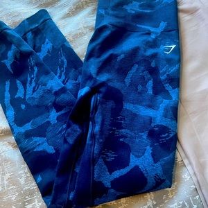 Gymshark Adapt Camo leggings Large Navy